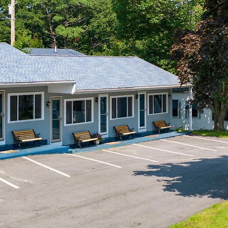The Beaches Guestrooms And Cottages Wells Exterior photo