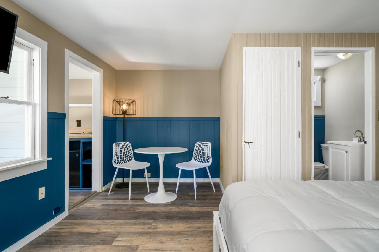 The Beaches Guestrooms And Cottages Wells Exterior photo