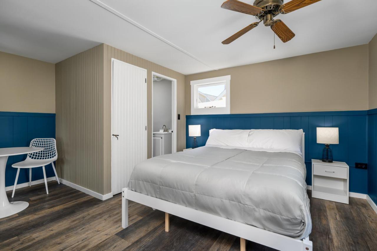 The Beaches Guestrooms And Cottages Wells Exterior photo