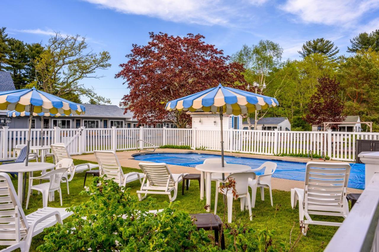 The Beaches Guestrooms And Cottages Wells Exterior photo
