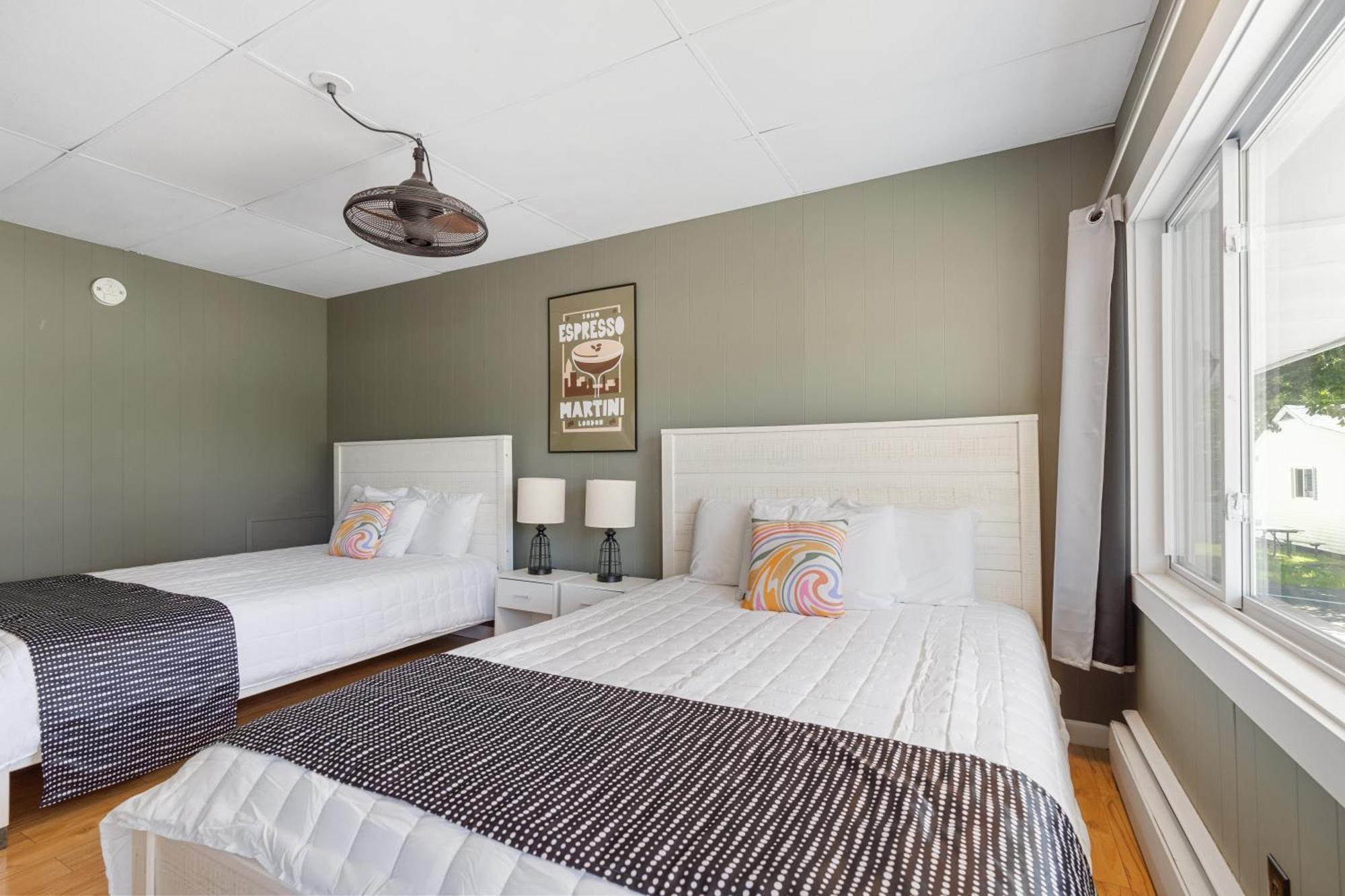 The Beaches Guestrooms And Cottages Wells Exterior photo
