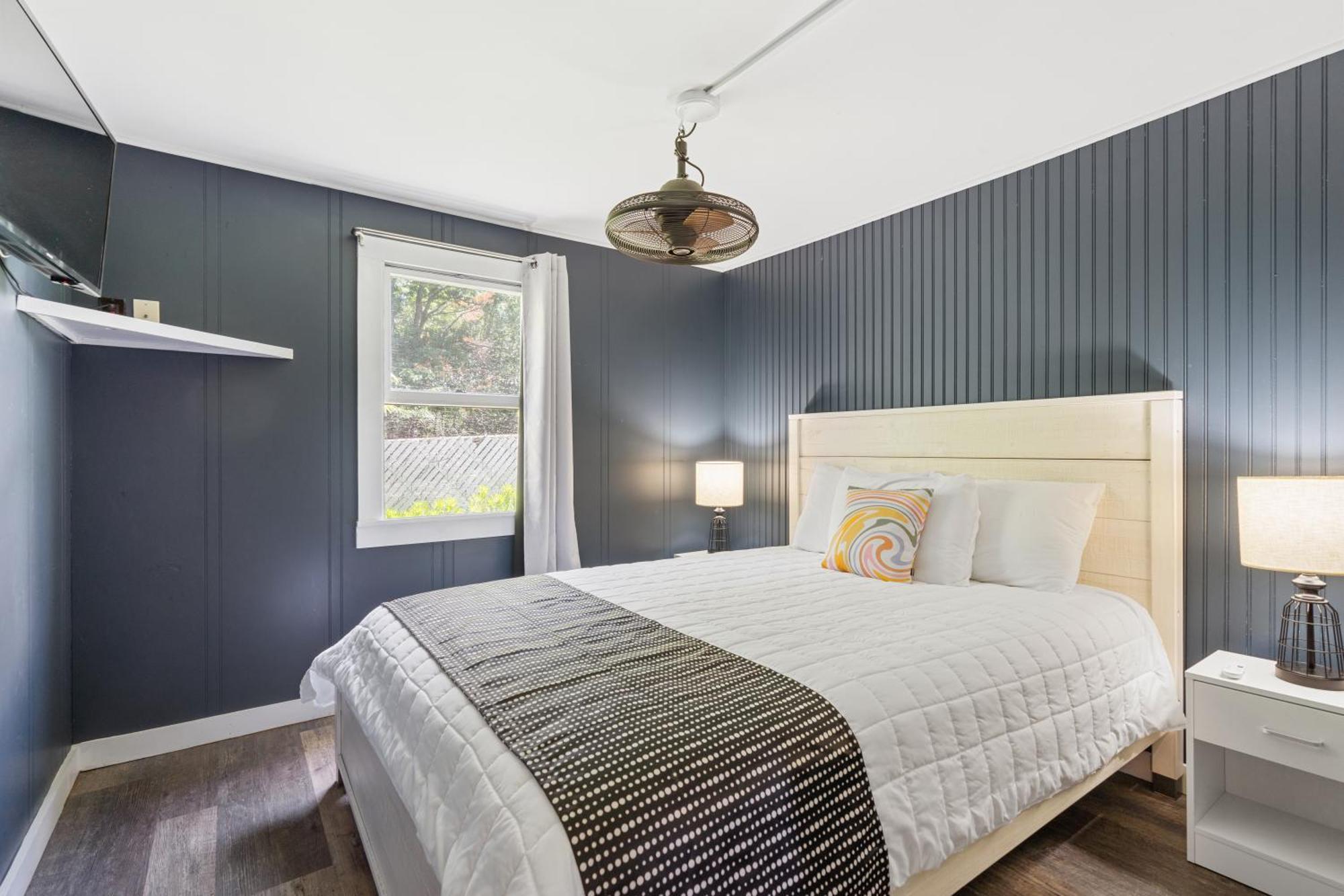 The Beaches Guestrooms And Cottages Wells Exterior photo